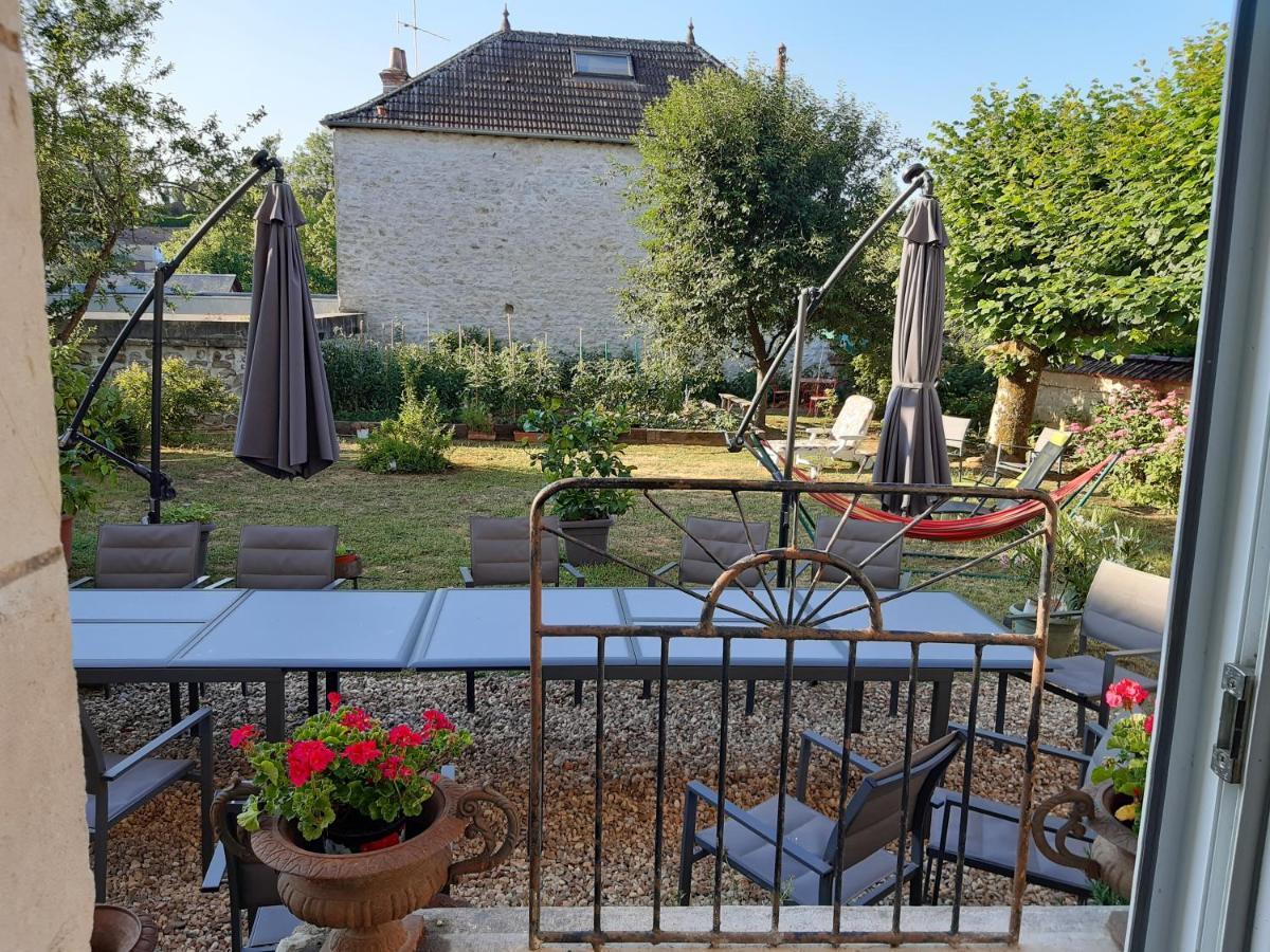 Le Couvent En Bazois Bed & Breakfast Châtillon-en-Bazois Dış mekan fotoğraf